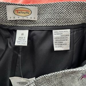 Talbots Women’s Herringbone Black and Gray Trouser Dress Pants NWT Size 16P